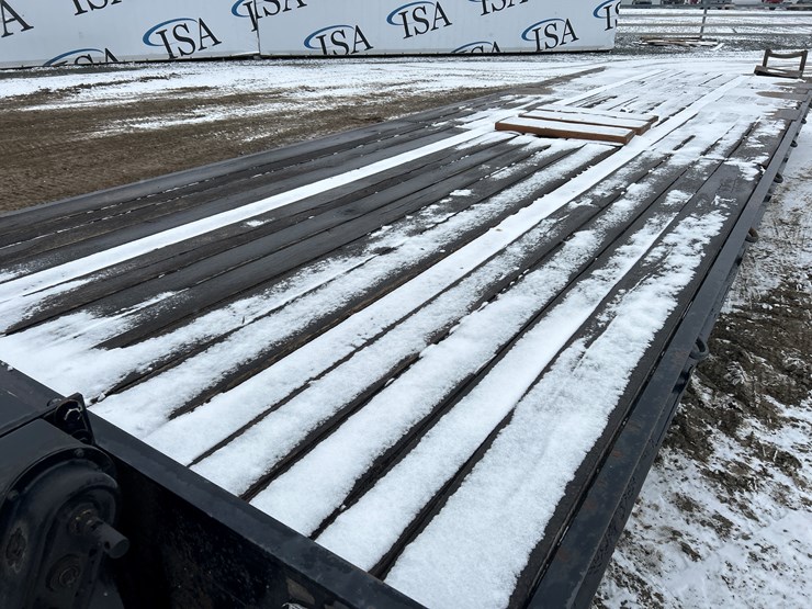 2020-massey-ferguson-8-image-19