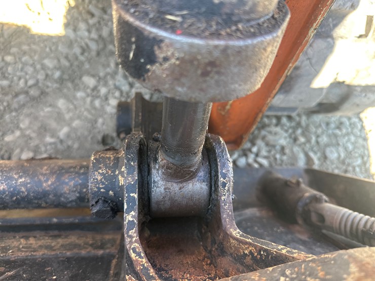 2020-gehl-rt105-image-27