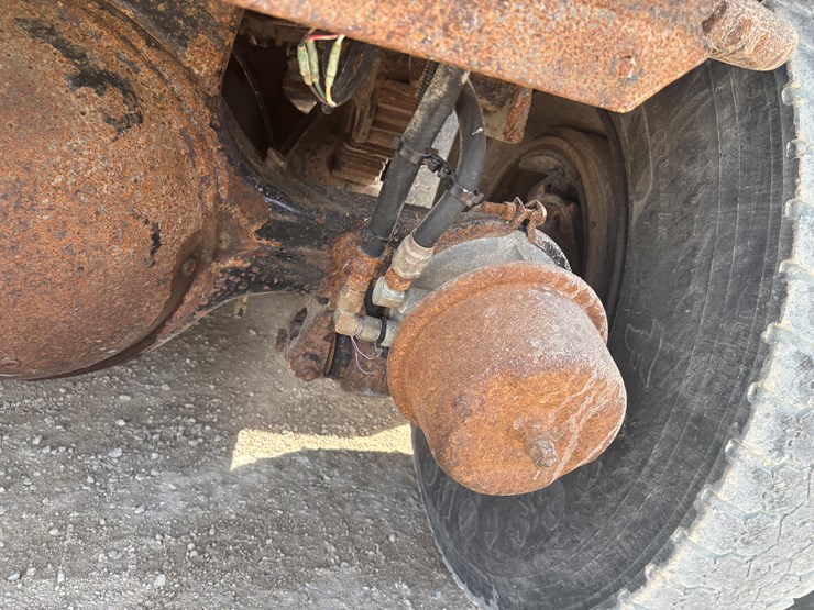 1999-sterling-l9513-image-71