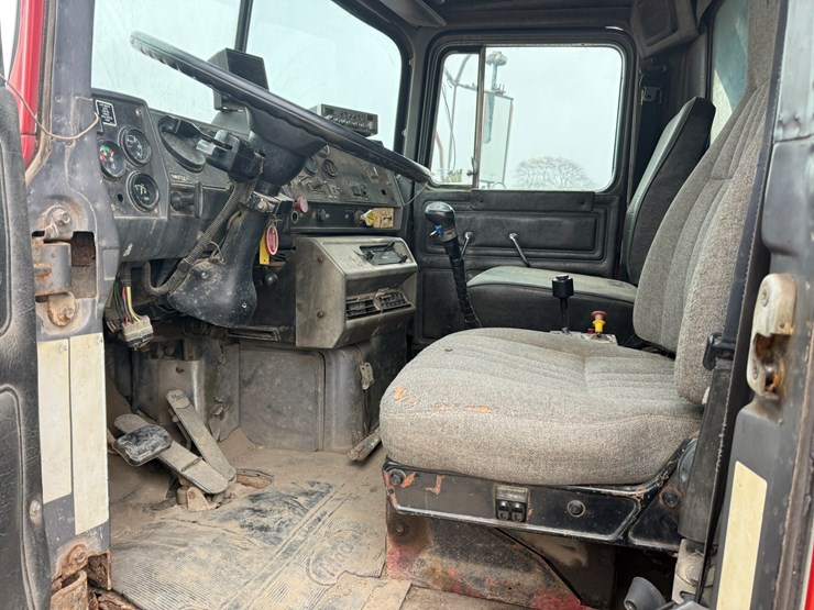 mack-dm688s-image-38