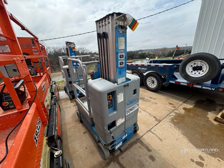 2013-genie-gr20-image-4