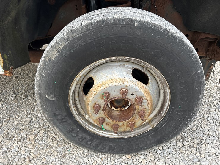 2011-ford-f350-image-50