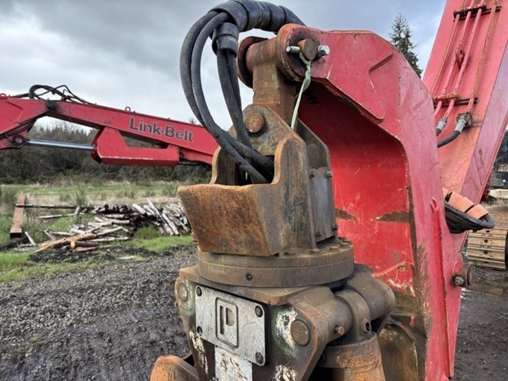 2009-link-belt-330-lx-image-23