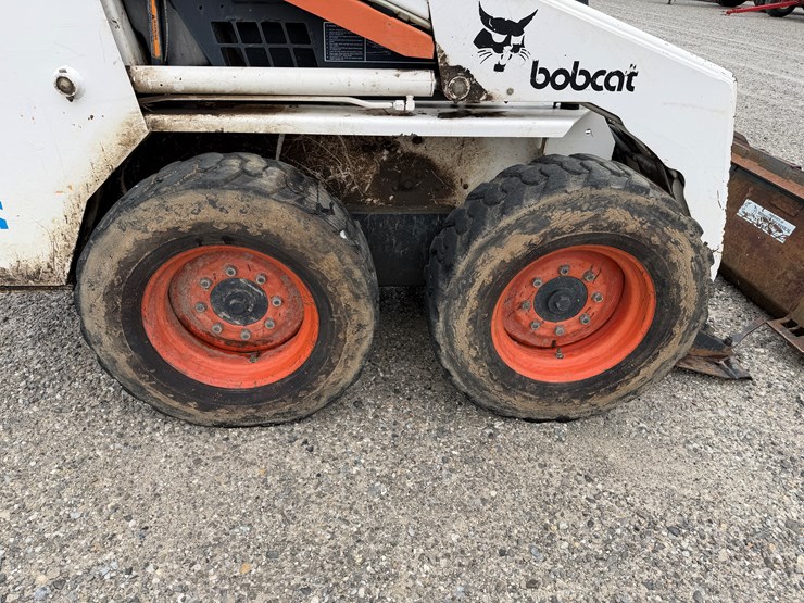 1993-bobcat-742b-image-16