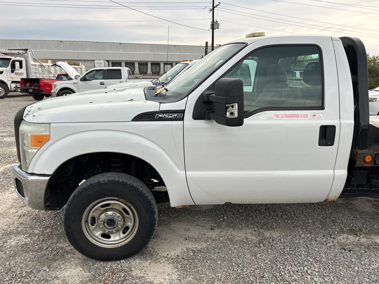 2012-ford-f250-image-14