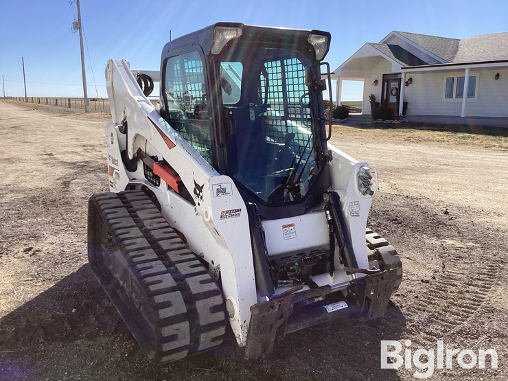 2022-bobcat-t770-image-3