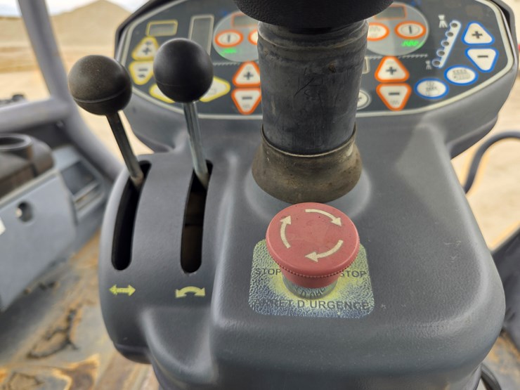 2012-hamm-hd140-image-46