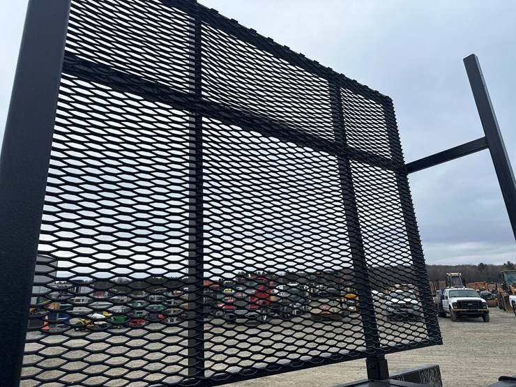 2003-massey-ferguson-8-image-18