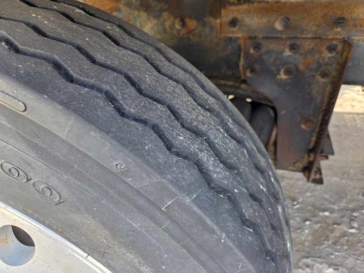 2012-international-7600-image-69