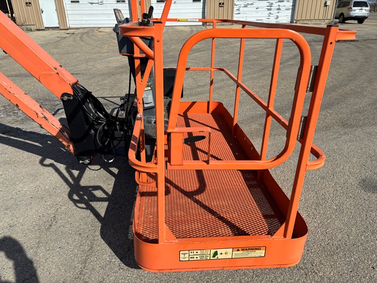 2007-jlg-1350sjp-image-46