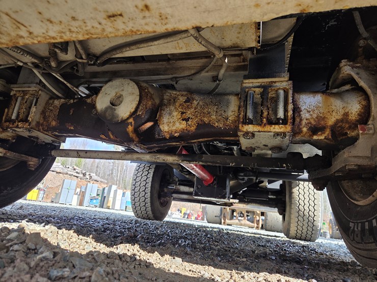 massey-ferguson-8-image-43