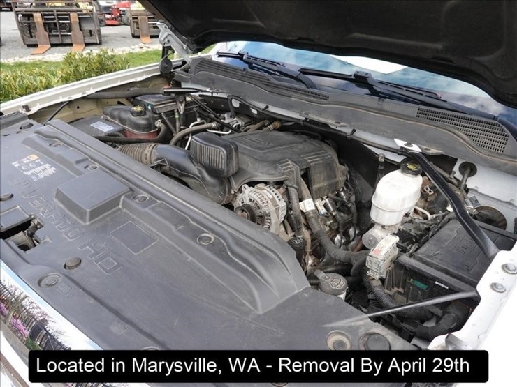 2019-chevrolet-3500-image-6