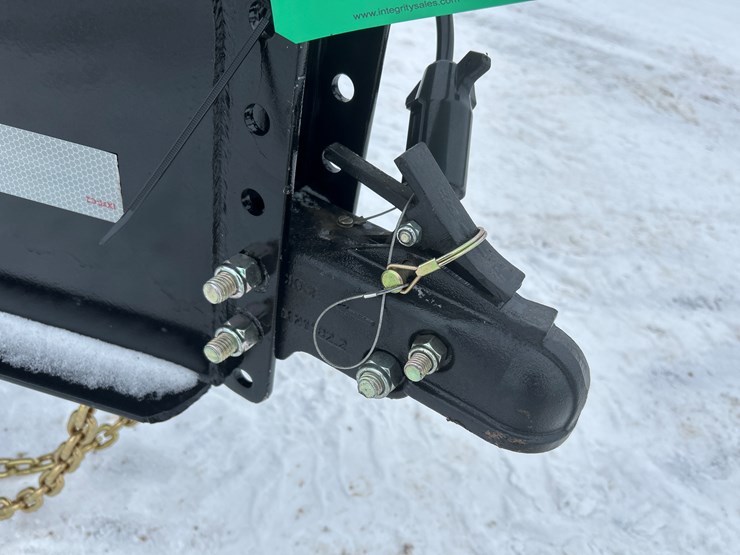 2026-massey-ferguson-8-image-9