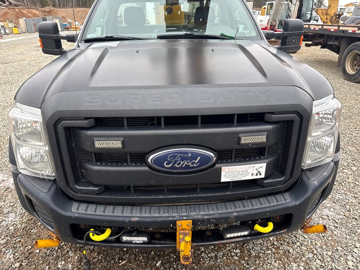 2015-ford-f550-image-10