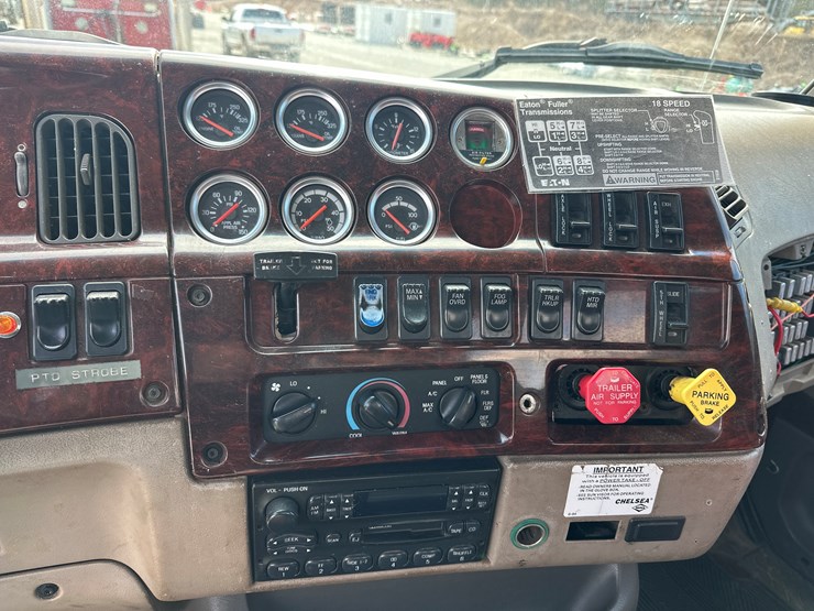 2001-caterpillar-c15-image-40