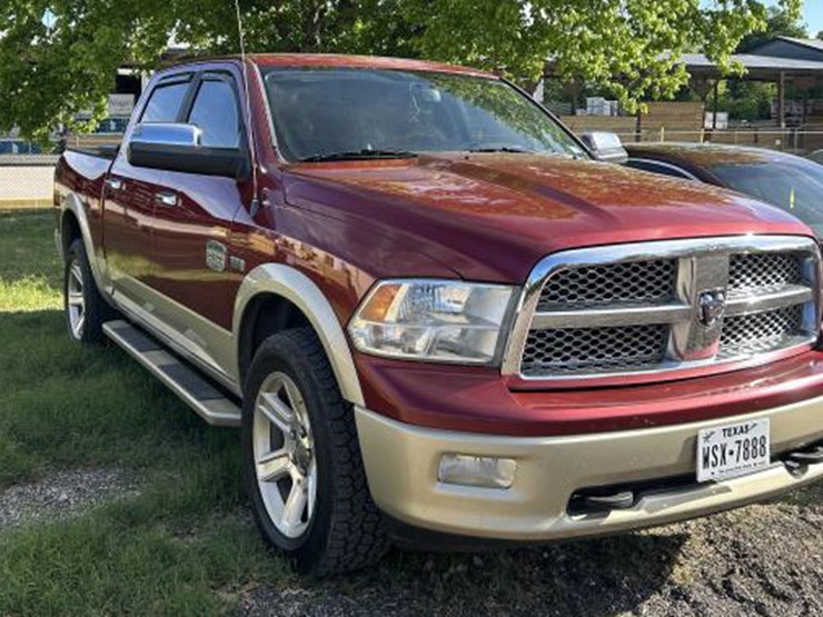 2012-dodge-ram-1500-image-3