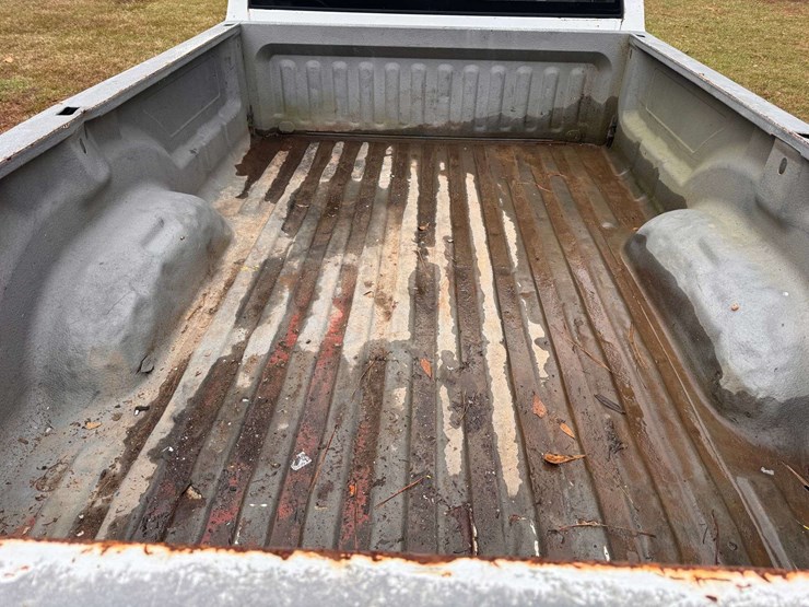 2004-dodge-ram-2500-image-18