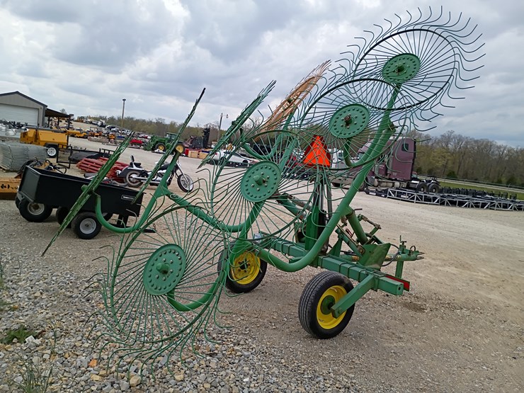 john-deere-702-image-5