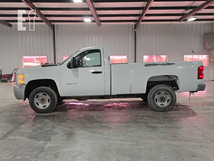 2014-chevrolet-2500hd-image-5