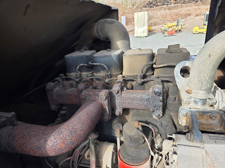 massey-ferguson-8-image-37