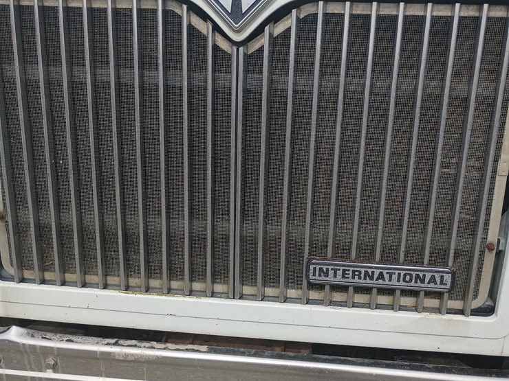 2000-international-9200i-image-10