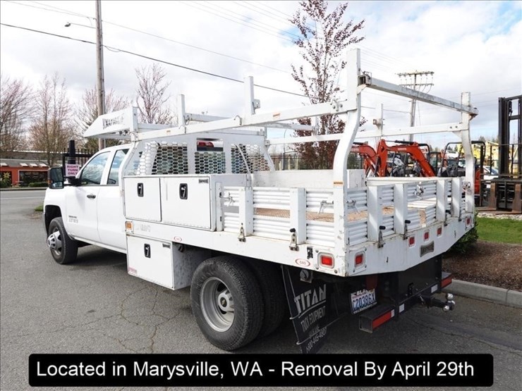 2019-chevrolet-3500-image-22