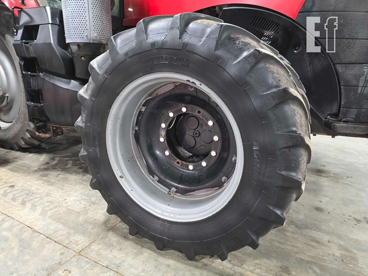 2017-case-ih-magnum-340-image-29