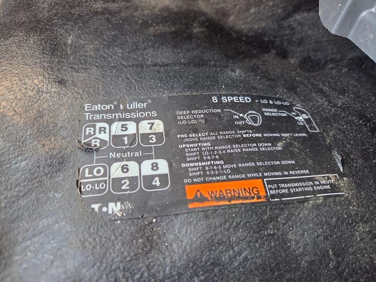 2012-international-7600-image-59