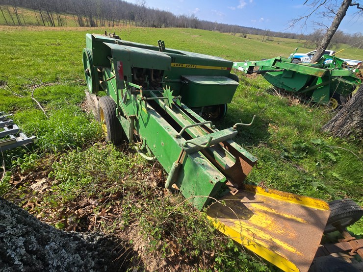 john-deere-327-image-6