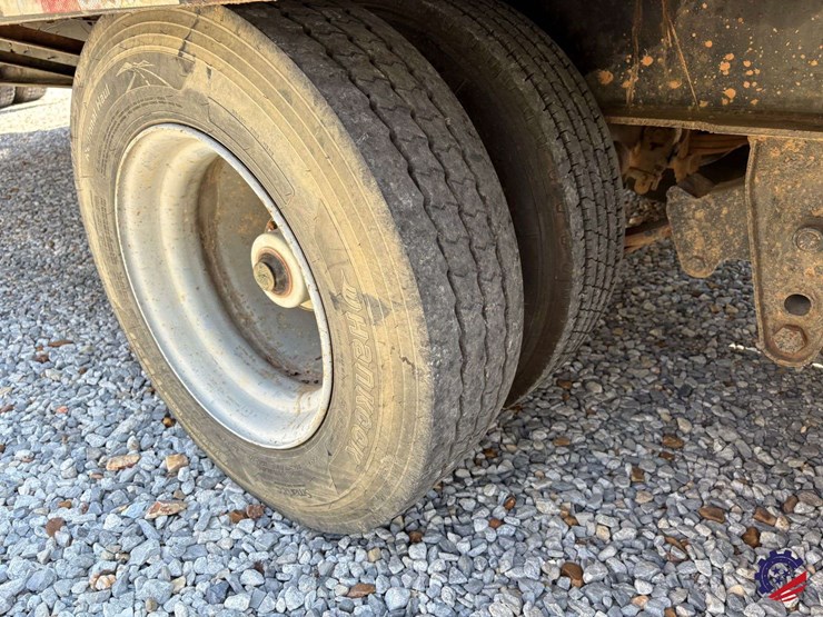 1998-cherokee-r20-20+5-dual-t/a-tag-trailer-image-43