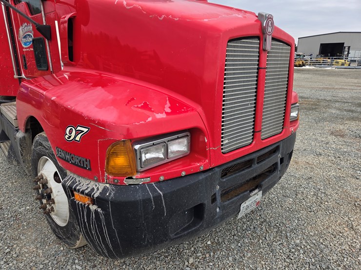 2005-kenworth-t600-image-9