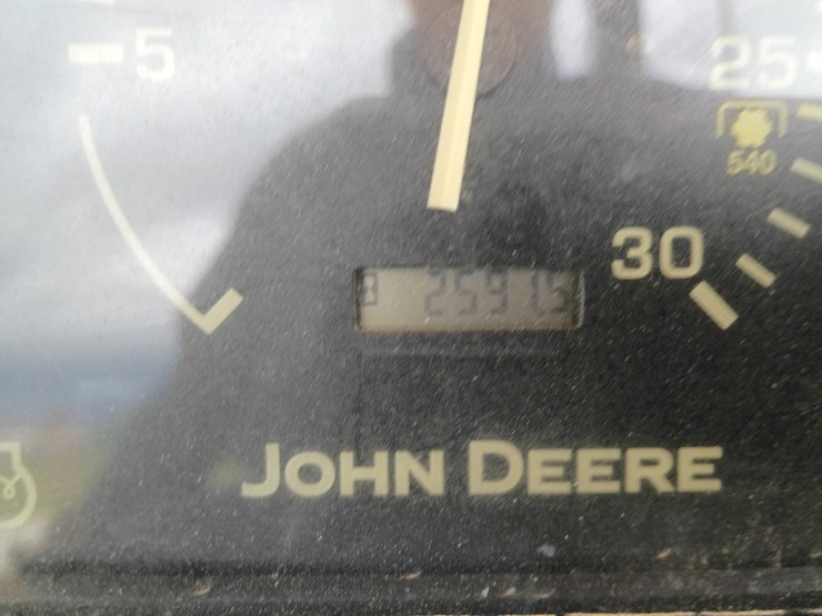 john-deere-110-image-34