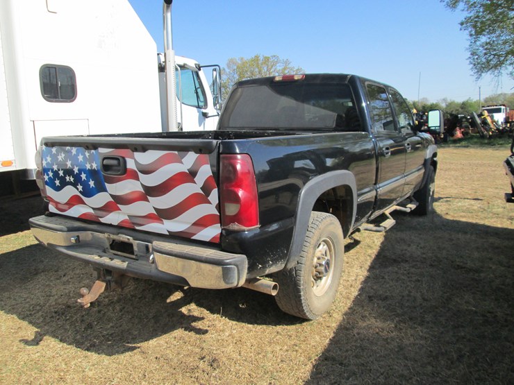 2001-gmc-1500hd-image-3