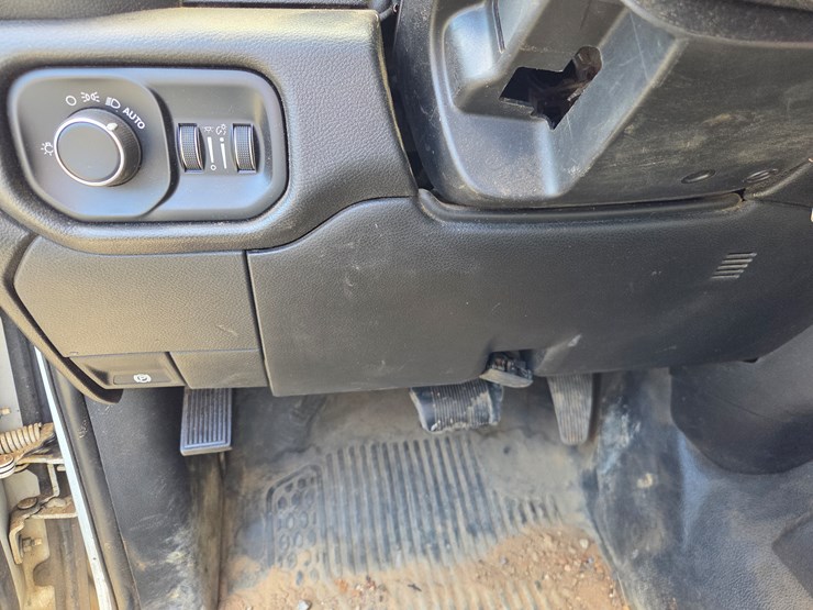 2019-dodge-3500hd-image-56