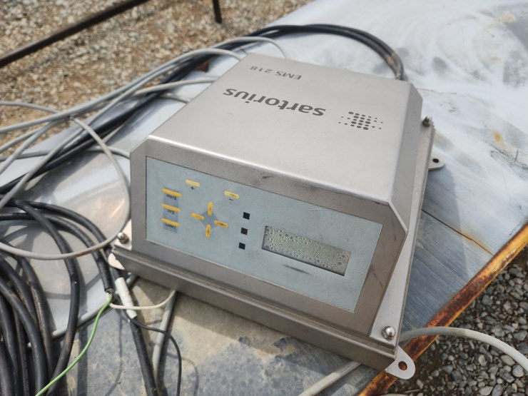 massey-ferguson-8-image-5