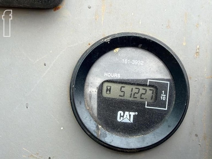 2005-caterpillar-d5g-lgp-image-15