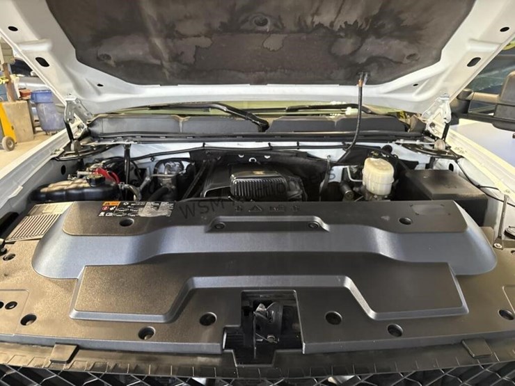 2014-chevrolet-silverado-2500hd-image-11