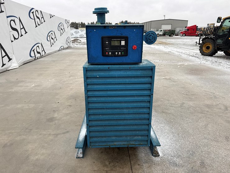 massey-ferguson-8-image-8