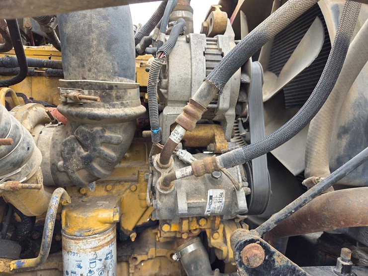 1999-caterpillar-3126-image-50
