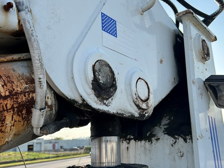 peterbilt-365-image-47