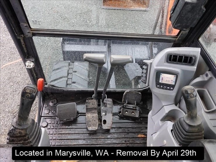 2017-kubota-kx080-image-9