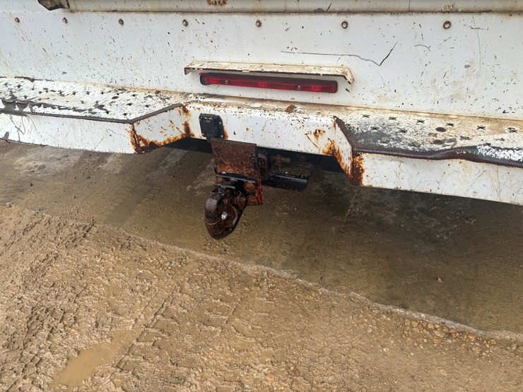 2013-chevrolet-3500-image-67