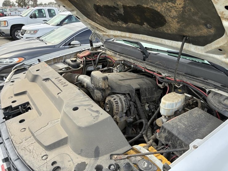 2012-gmc-sierra-3500-image-6