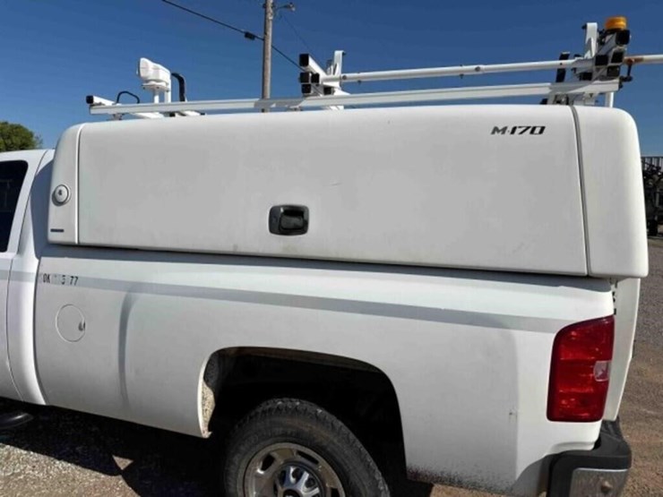 2011-chevrolet-2500-image-21