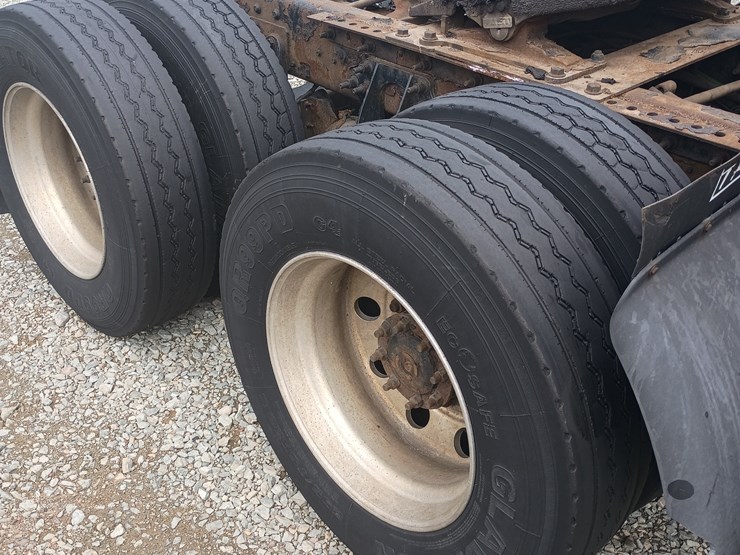 2012-international-prostar-image-89