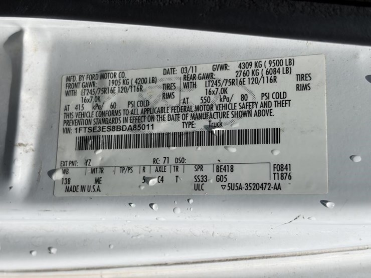 2011-ford-e350-image-20