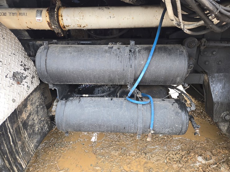 massey-ferguson-8-image-49