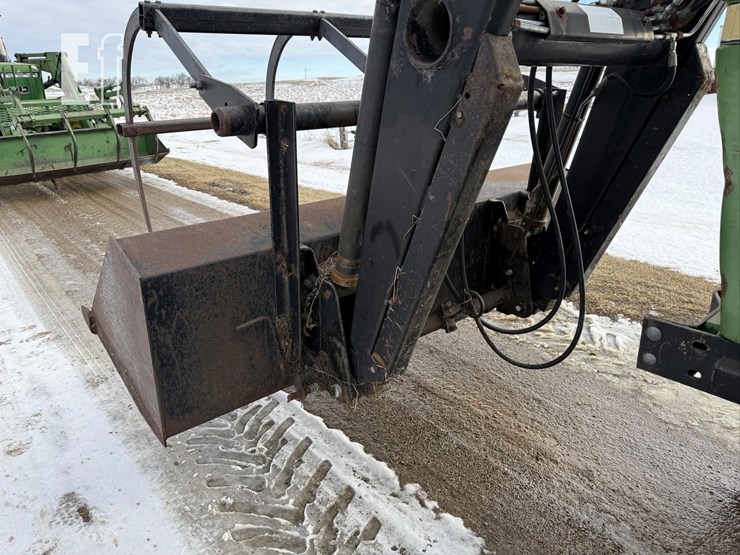 john-deere-4040-image-17