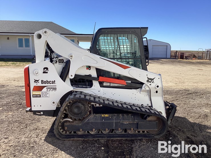 2022-bobcat-t770-image-4