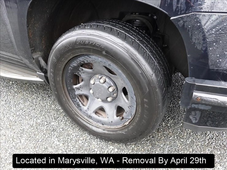 2016-chevrolet-tahoe-image-12